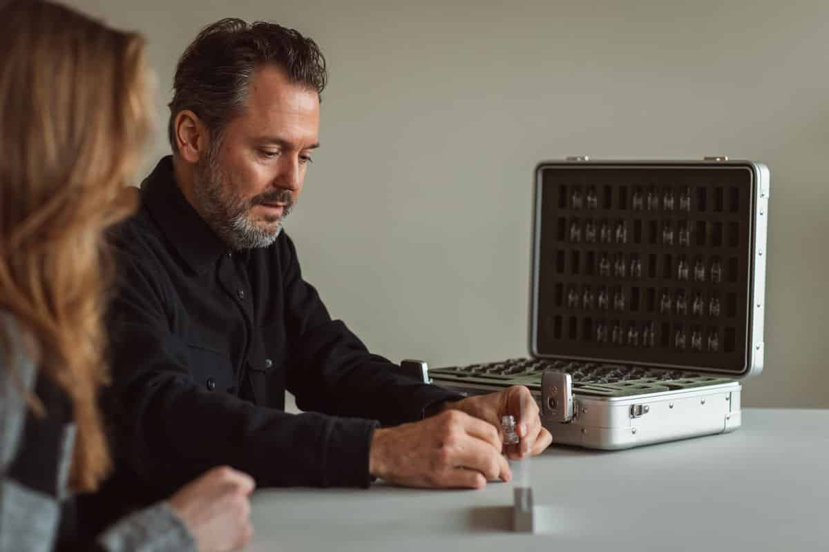 Parfumentwicklung und Produktion bei Nose & Partners — Signature-Duft Unternehmen